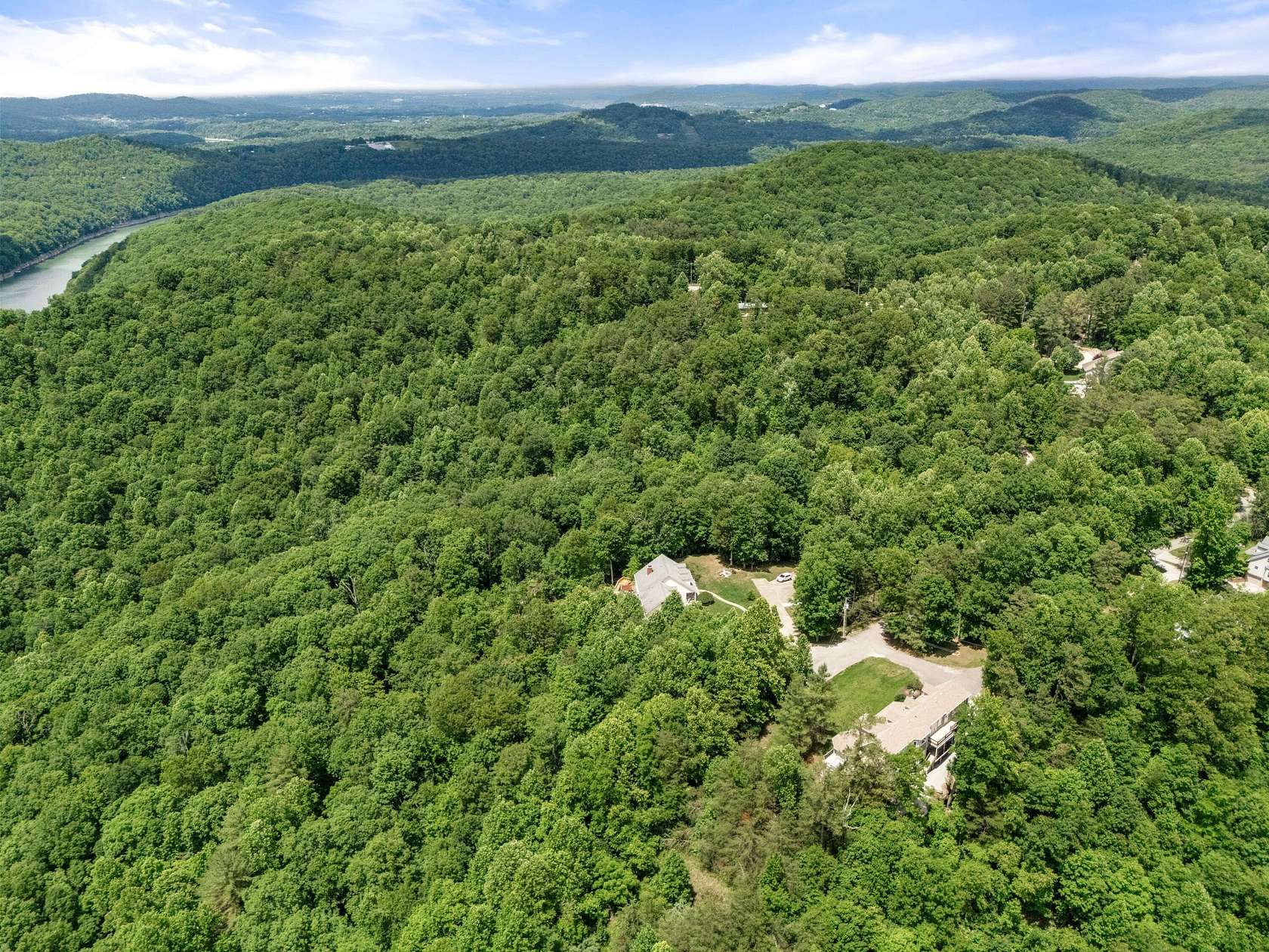 1.79 Acres of Residential Land for Sale in Burnside, Kentucky