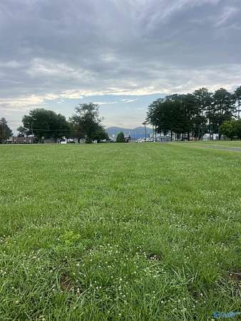 1 Acre of Residential Land for Sale in Guntersville, Alabama