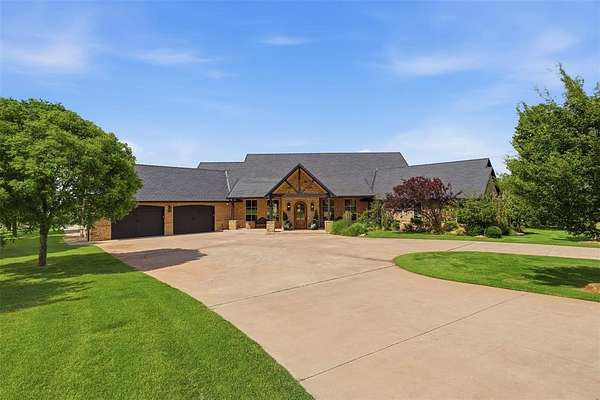 20 Acres of Recreational Land with Home for Sale in Norman, Oklahoma