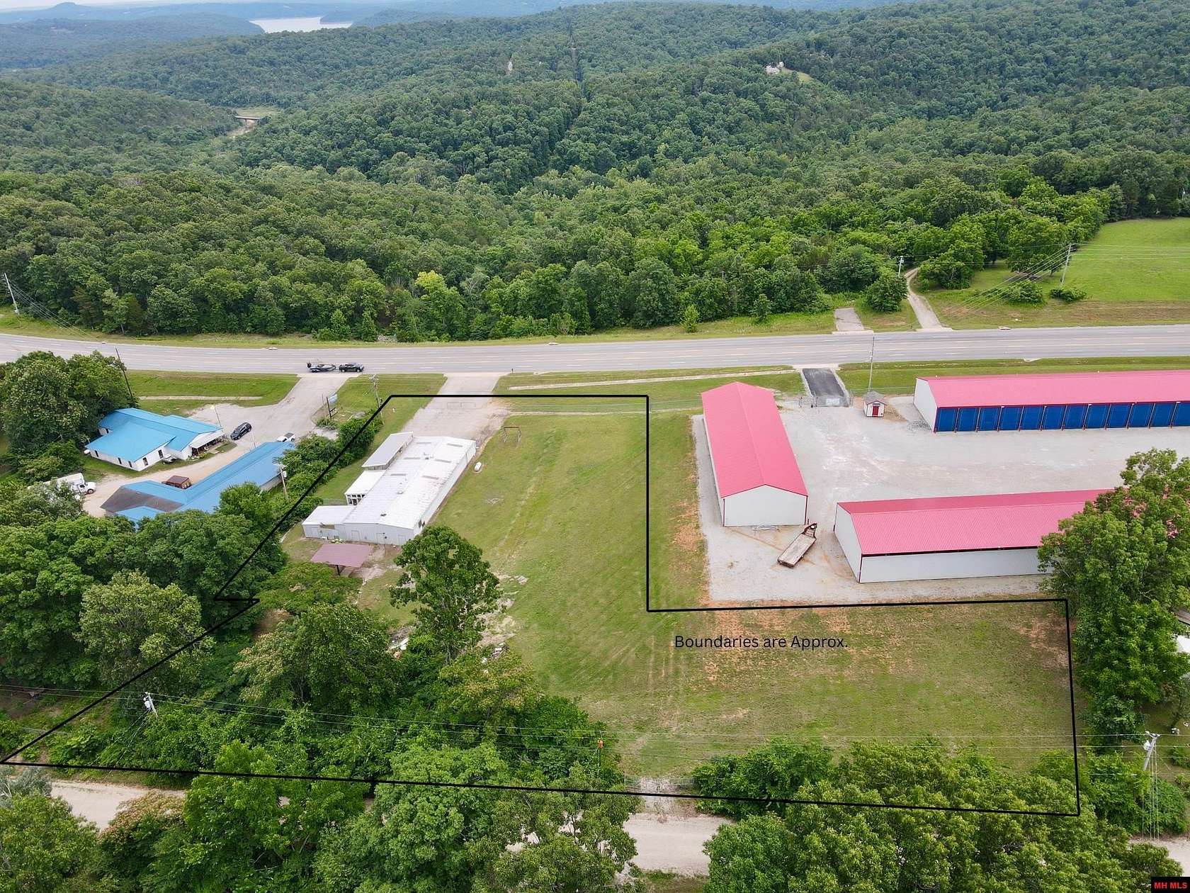 1.6 Acres of Improved Mixed-Use Land for Sale in Mountain Home, Arkansas