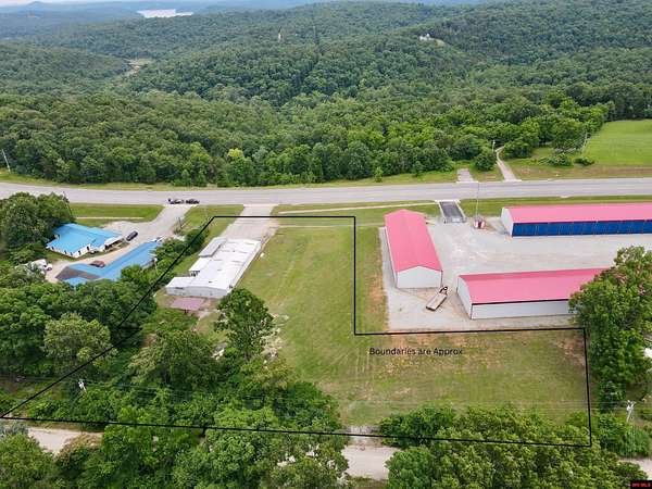 1.6 Acres of Improved Mixed-Use Land for Sale in Mountain Home, Arkansas