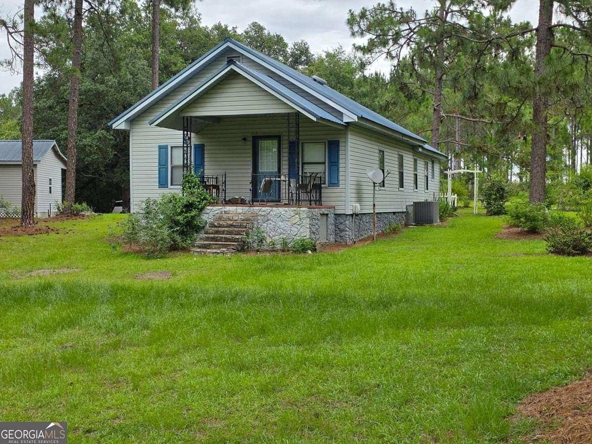 3 Acres of Land with Home for Sale in Tifton, Georgia