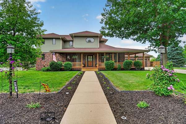 2.14 Acres of Land with Home for Sale in South Sioux City, Nebraska