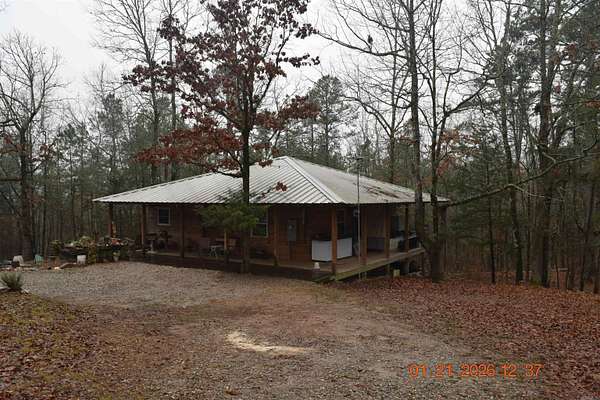 4 Acres of Land with Home for Sale in Pearcy, Arkansas
