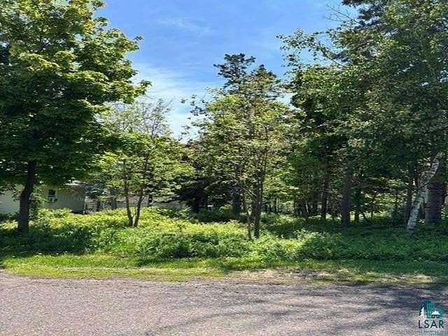 0.16 Acres of Land for Sale in Duluth, Minnesota