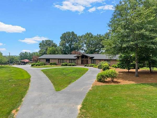 19.2 Acres of Land with Home for Sale in Woodruff, South Carolina