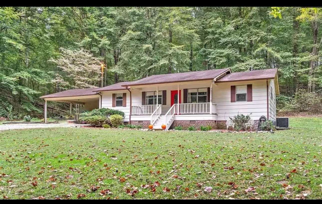 2.35 Acres of Land with Home for Sale in Pleasant View, Tennessee