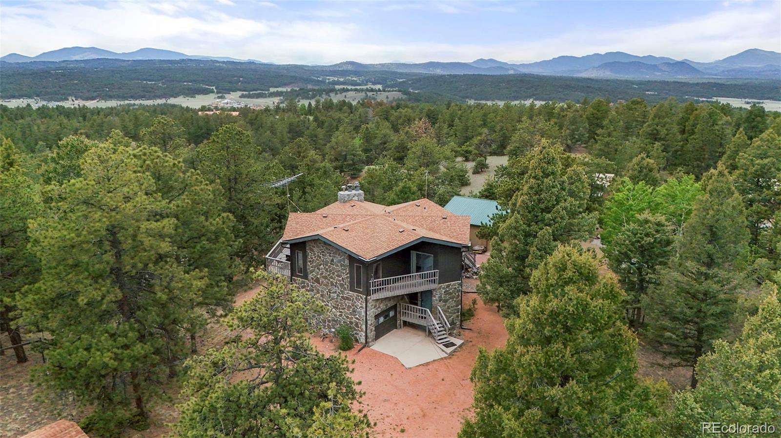 40 Acres of Land with Home for Sale in Florissant, Colorado