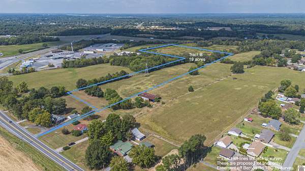 19 Acres of Mixed-Use Land for Sale in Paducah, Kentucky