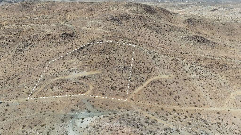 5 Acres of Residential Land for Sale in Joshua Tree, California