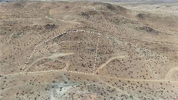 5 Acres of Residential Land for Sale in Joshua Tree, California