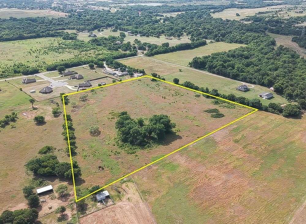 12 Acres of Land for Sale in Cache, Oklahoma