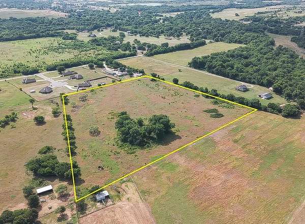 12 Acres of Land for Sale in Cache, Oklahoma