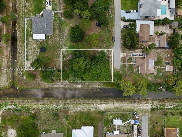 Residential Land for Sale in Lehigh Acres, Florida