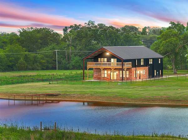 10 Acres of Recreational Land with Home for Sale in Van, Texas