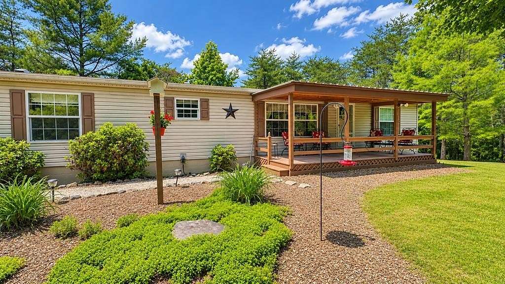 6.5 Acres of Land with Home for Sale in Petersburg, Pennsylvania