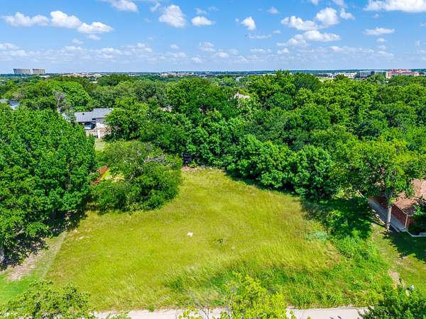 0.38 Acres of Residential Land for Sale in Benbrook, Texas