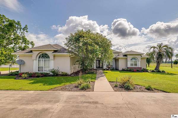 9.1 Acres of Land with Home for Sale in Monroe, Louisiana