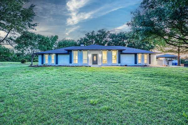 4.18 Acres of Land with Home for Sale in Rockwall, Texas