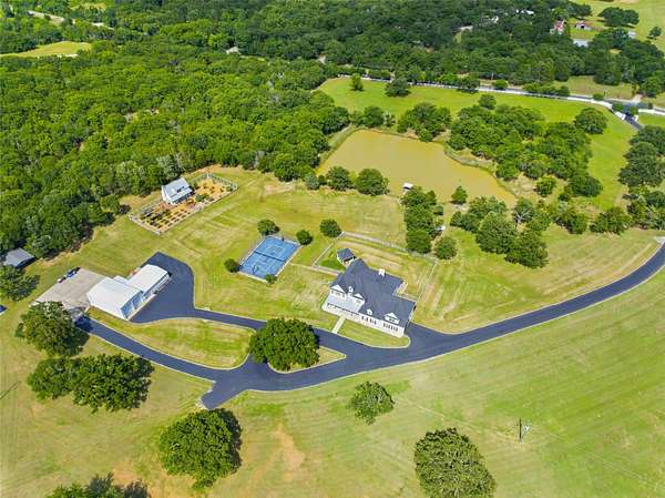 50.4 Acres of Recreational Land with Home for Sale in Gordonville, Texas