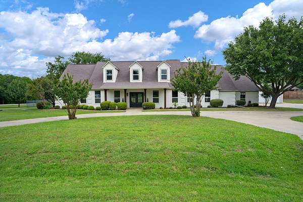 1.6 Acres of Land with Home for Sale in Oak Point, Texas