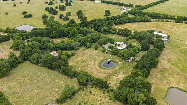 7 Acres of Land with Home for Sale in Whitewright, Texas