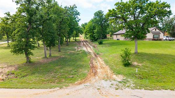 4.8 Acres of Residential Land for Sale in Paradise, Texas
