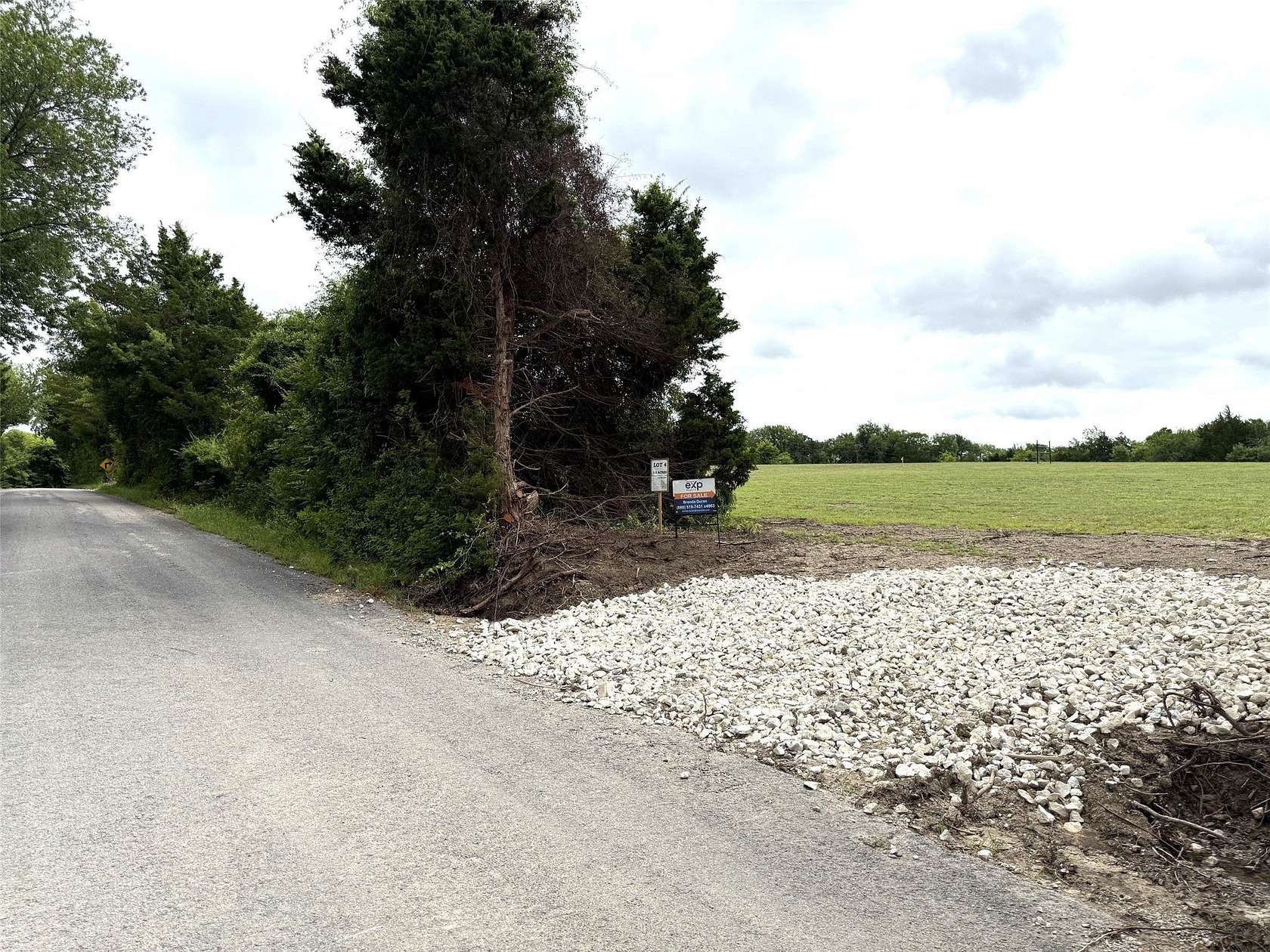 1.5 Acres of Residential Land for Sale in Sherman, Texas