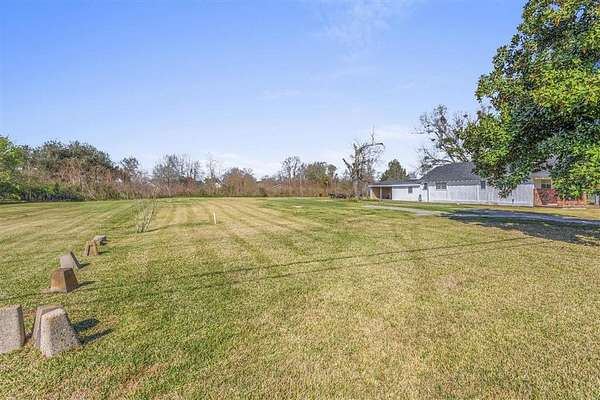 1 Acre of Residential Land for Sale in Lake Charles, Louisiana