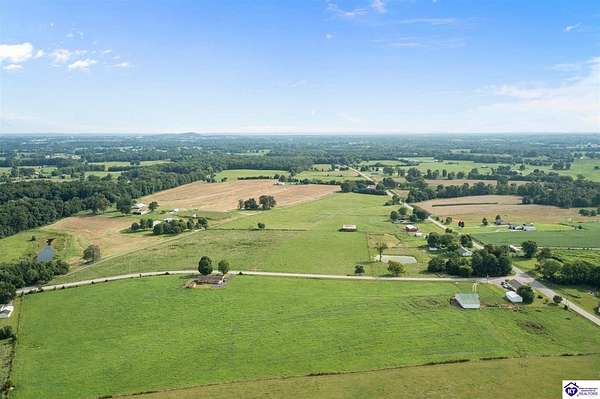 10 Acres of Agricultural Land for Sale in Oakland, Kentucky