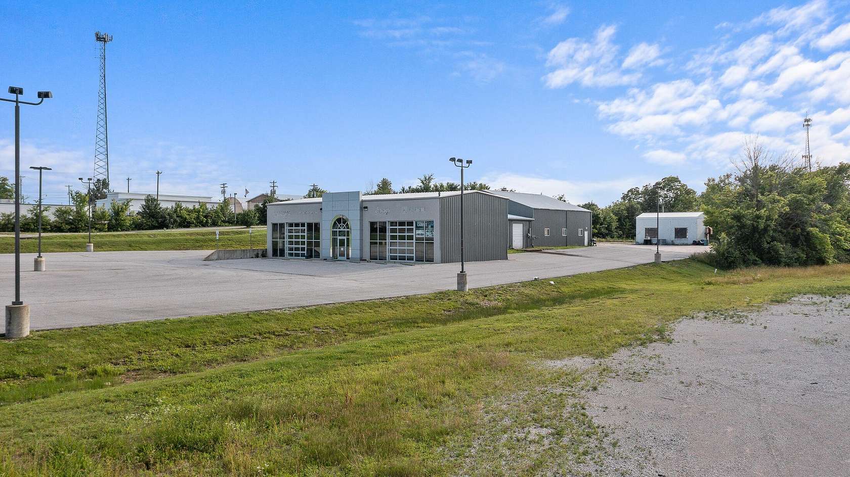 2.48 Acres of Commercial Land for Sale in Fulton, Missouri