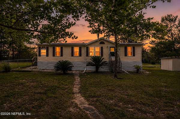 7.85 Acres of Land with Home for Sale in Keystone Heights, Florida