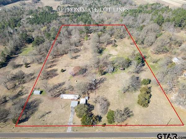 10 Acres of Land for Sale in Mineola, Texas