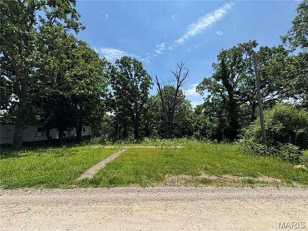 0.28 Acres of Residential Land for Sale in Dixon, Missouri