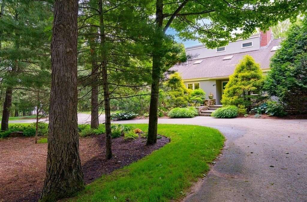 2 Acres of Land with Home for Sale in Boxborough Town, Massachusetts