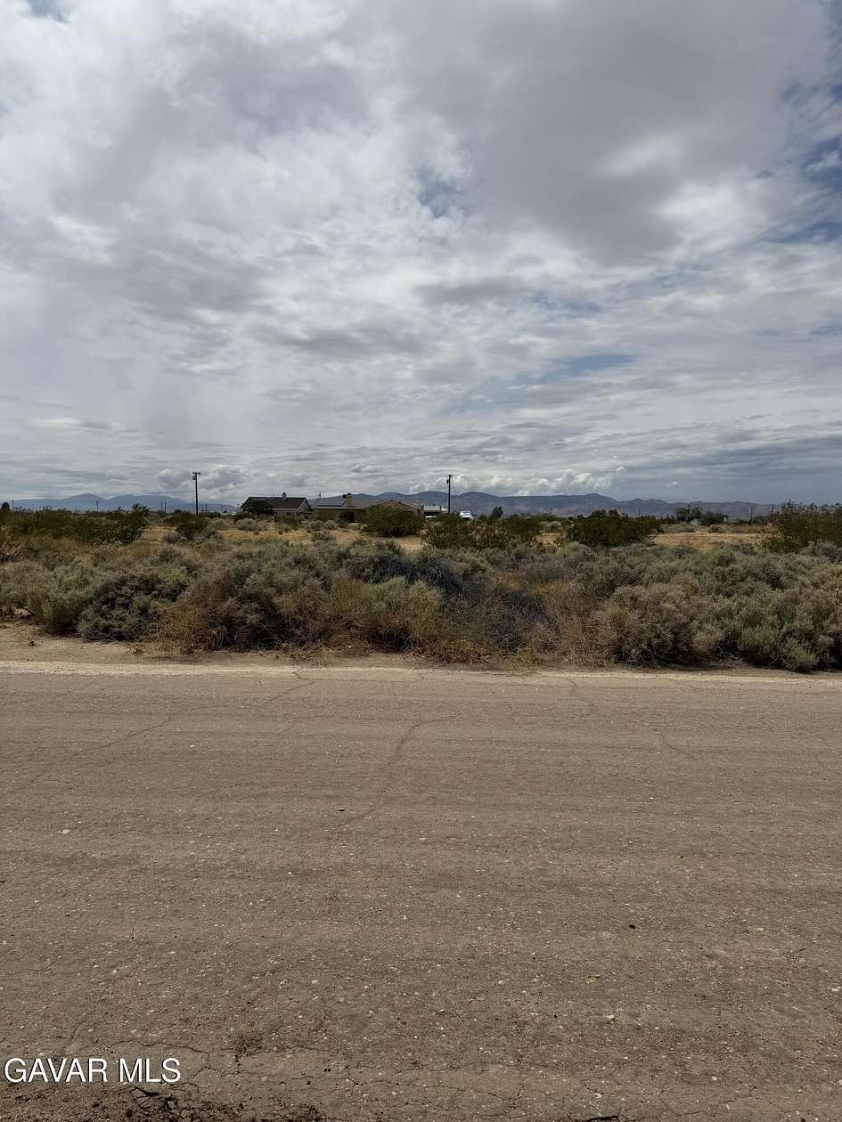 0.25 Acres of Residential Land for Sale in California City, California