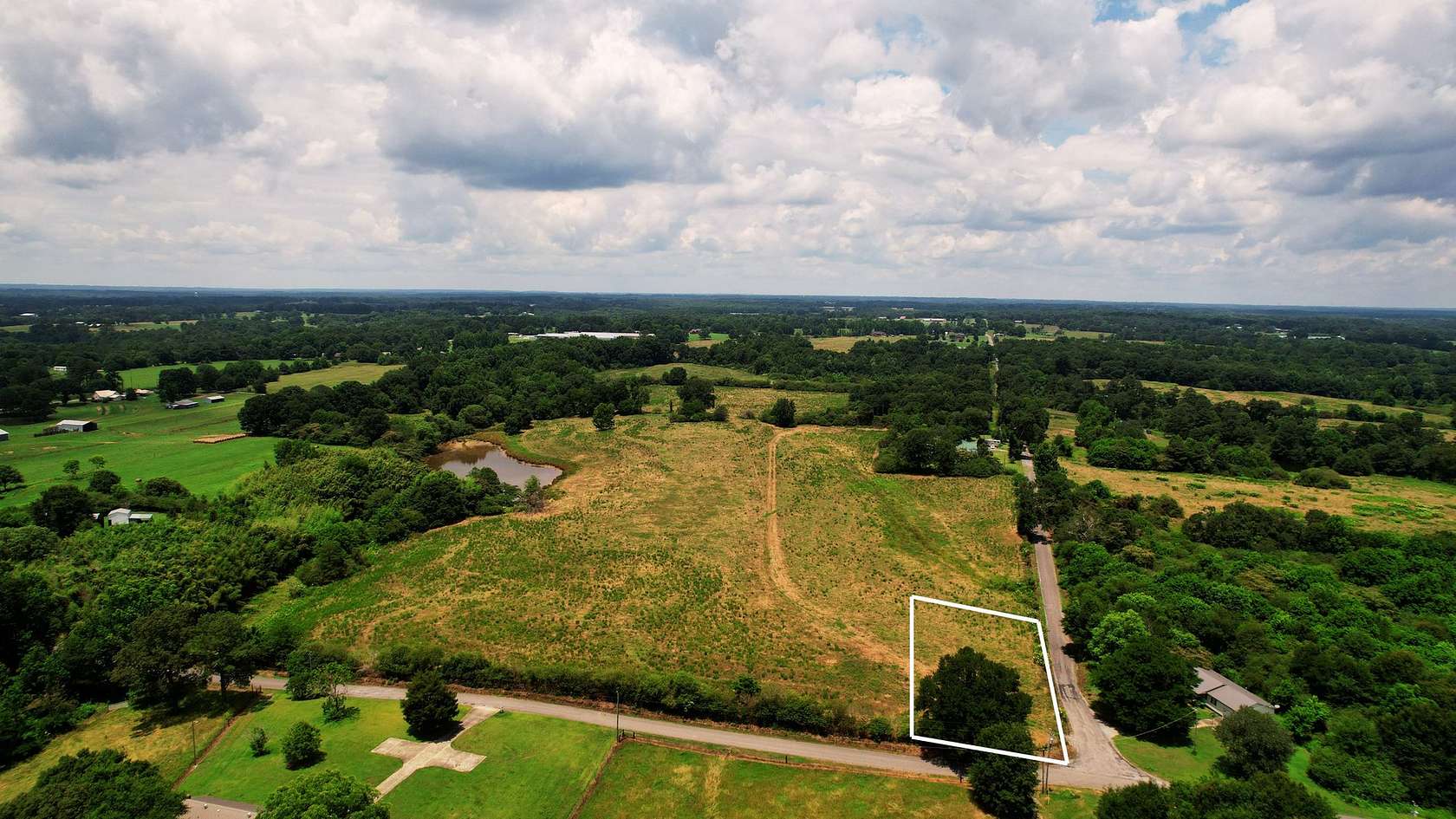 1.17 Acres of Residential Land for Sale in Hanceville, Alabama