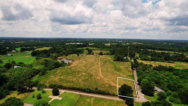 1.17 Acres of Residential Land for Sale in Hanceville, Alabama