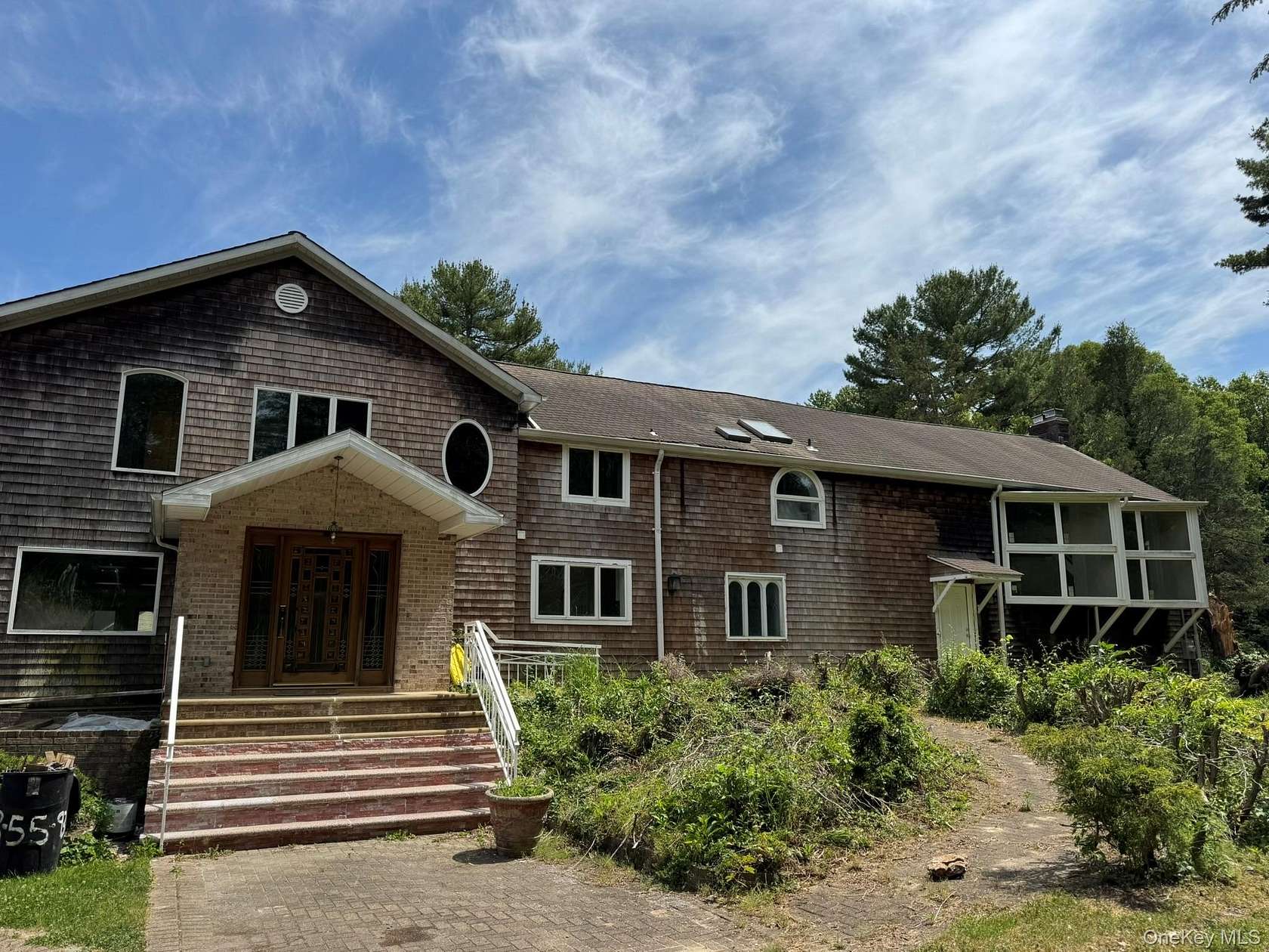 2 Acres of Land with Home for Lease in Huntington Station, New York