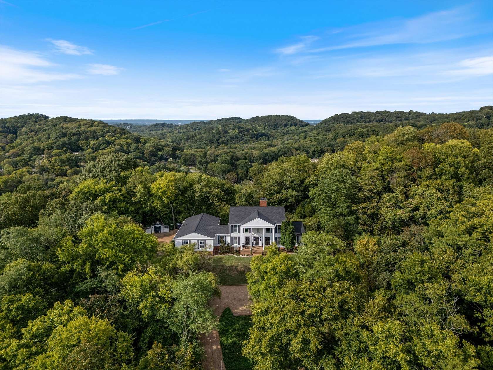 6.1 Acres of Land with Home for Sale in Nashville, Tennessee