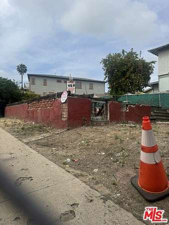 0.14 Acres of Land for Sale in Los Angeles, California