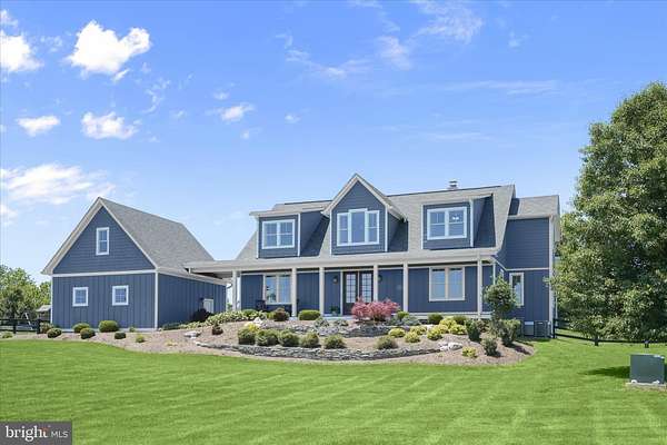 4 Acres of Land with Home for Sale in Hamilton, Virginia