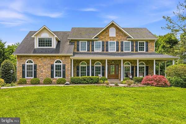 2.49 Acres of Land with Home for Sale in Warrenton, Virginia