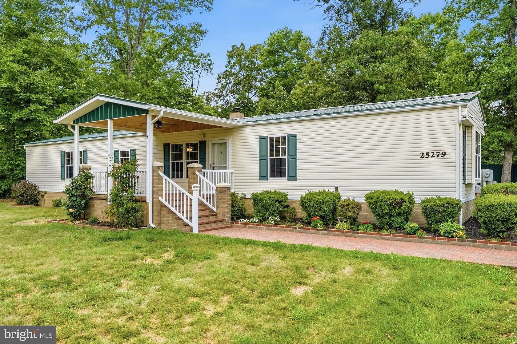 2 Acres of Land with Home for Sale in Mechanicsville, Maryland