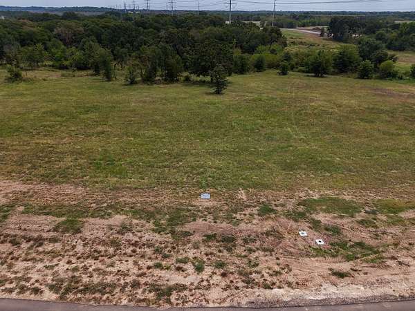 1 Acre of Residential Land for Sale in Dodd City, Texas