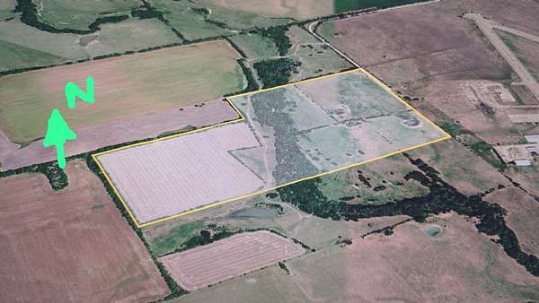 65.7 Acres of Recreational & Residential Land for Sale in Coolidge, Texas