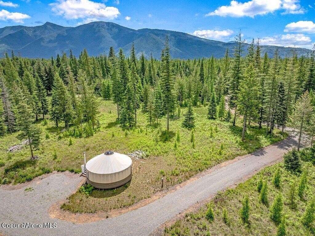 5 Acres of Improved Residential Land for Sale in Bonners Ferry, Idaho