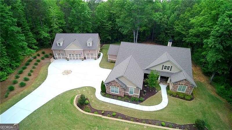 5.49 Acres of Land with Home for Sale in Dallas, Georgia