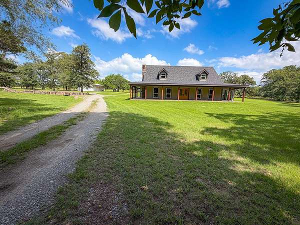 10 Acres of Land with Home for Sale in Atoka, Oklahoma