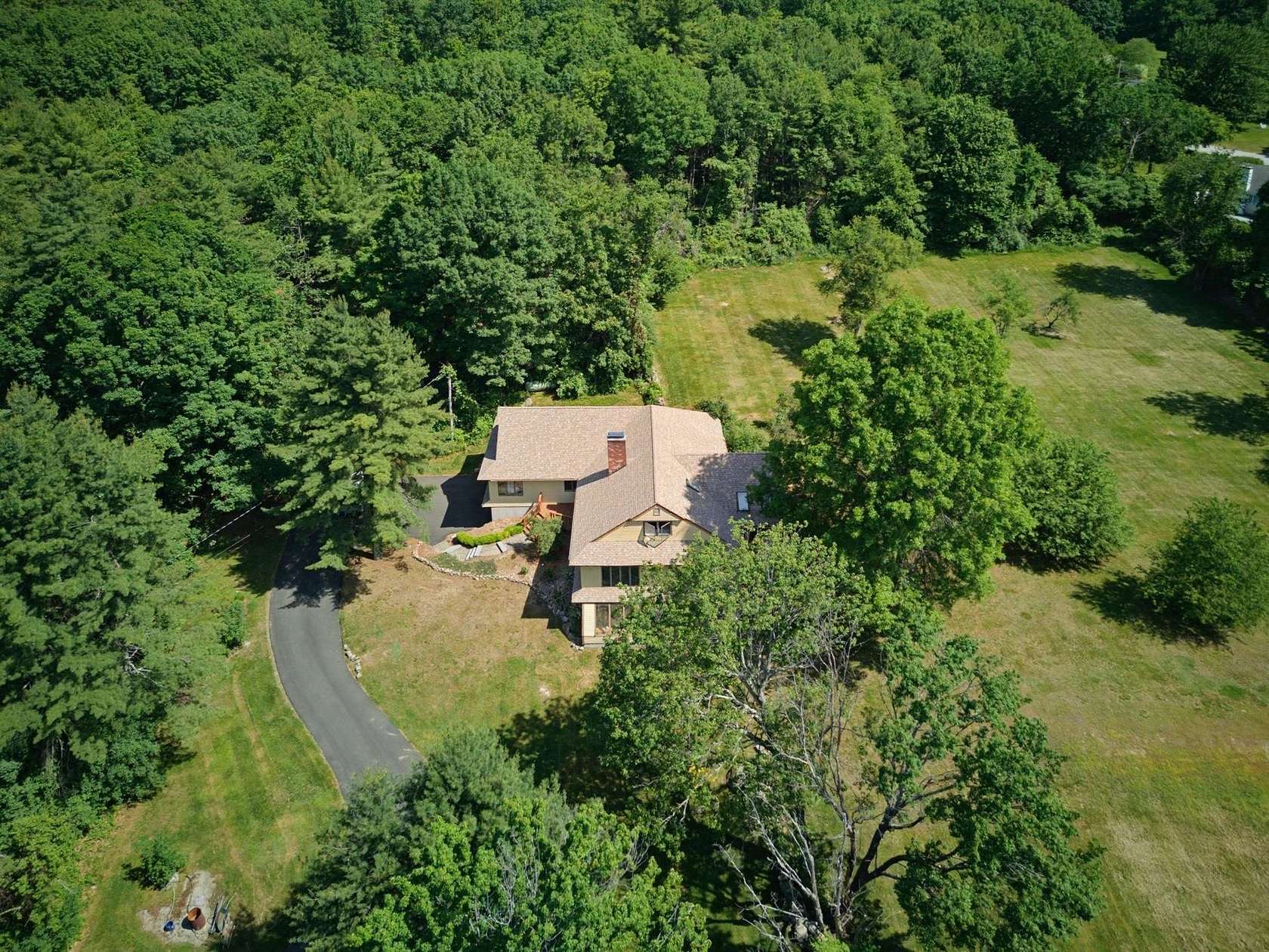 2.66 Acres of Land with Home for Sale in Amherst, New Hampshire